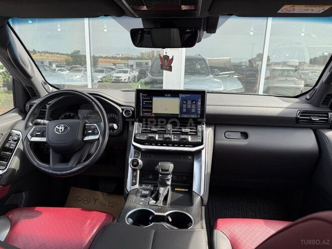 Toyota Land Cruiser-14