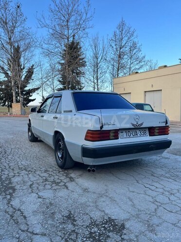 Mercedes 190-6
