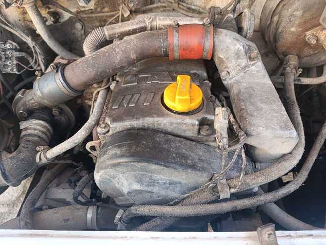 GAZ Sobol 2003, 610,000 km - 2.4 л - Sumqayıt