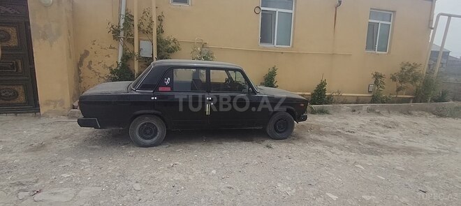 LADA (VAZ) 2107-2