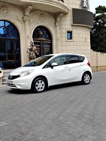 Nissan Note-5