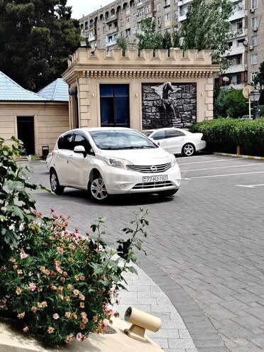 Nissan Note-1