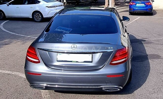 Mercedes E 200 d 2017, 202,000 km - 2.0 l - Bakı