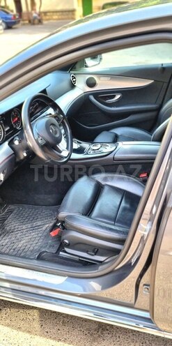 Mercedes E 200 d 2017, 202,000 km - 2.0 l - Bakı