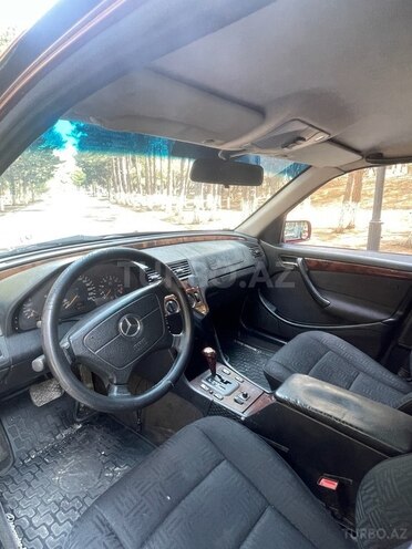 Mercedes C 180-6