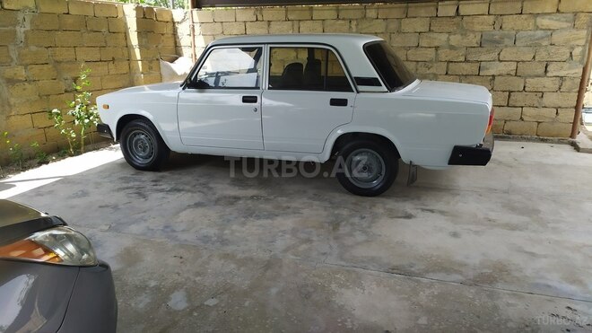 LADA (VAZ) 2107 2008, 72,345 km - 1.6 l - Salyan