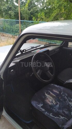 LADA (VAZ) 2107 2008, 72,345 km - 1.6 l - Salyan