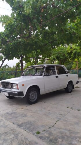 LADA (VAZ) 2107 2008, 72,345 km - 1.6 l - Salyan