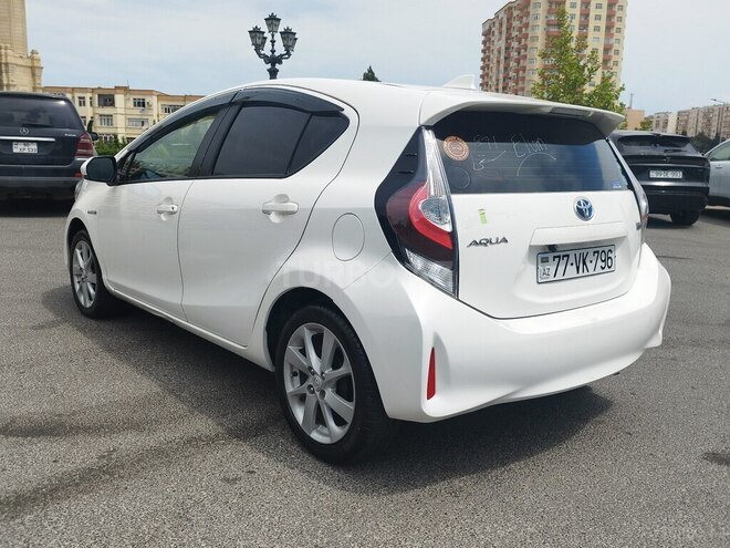 Toyota Aqua 2019, 66,000 km - 1.5 л - Bakı