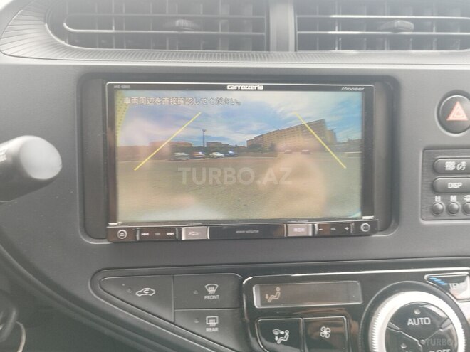 Toyota Aqua 2019, 66,000 km - 1.5 л - Bakı