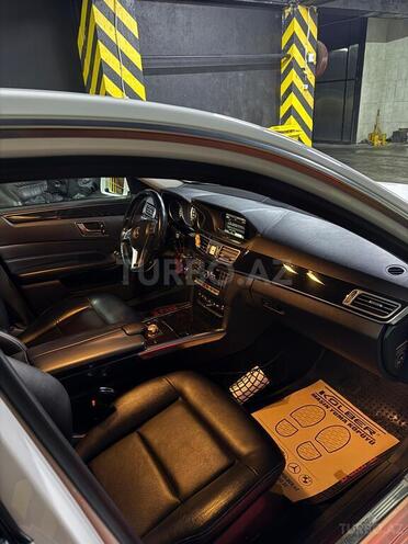 Mercedes E 200 2013, 330,000 km - 2.0 l - Bakı