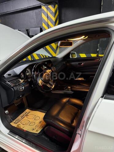 Mercedes E 200 2013, 330,000 km - 2.0 l - Bakı