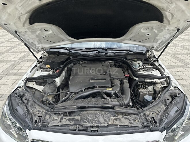 Mercedes E 200 2013, 330,000 km - 2.0 l - Bakı