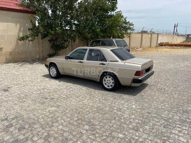 Mercedes 190-3