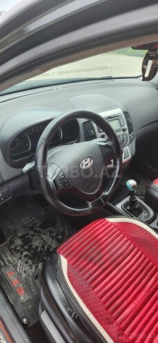 Hyundai i30 2010, 320,000 km - 1.4 l - Bakı