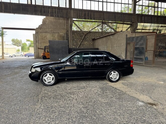 Mercedes C 180-6