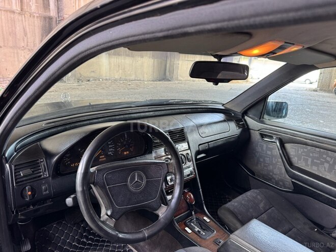 Mercedes C 180-11