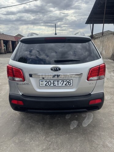 Kia Sorento 2011, 261,000 km - 2.0 l - Gəncə