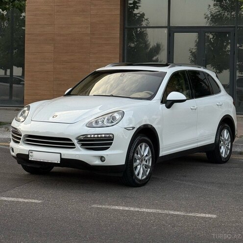 Porsche Cayenne-6