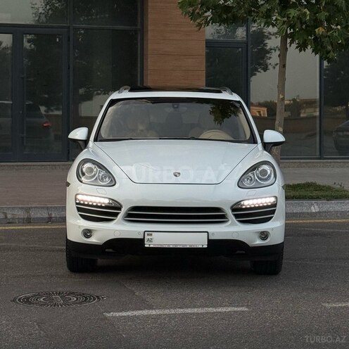 Porsche Cayenne-3