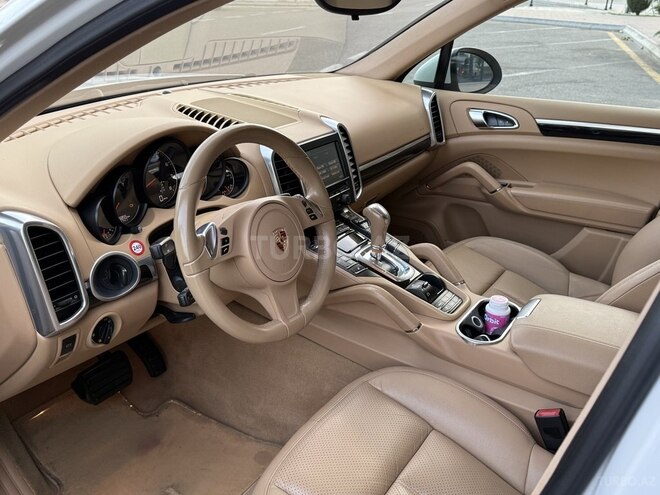 Porsche Cayenne-9
