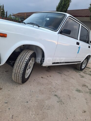 LADA (VAZ) 2107 1999, 88,663 km - 1.6 l - Salyan
