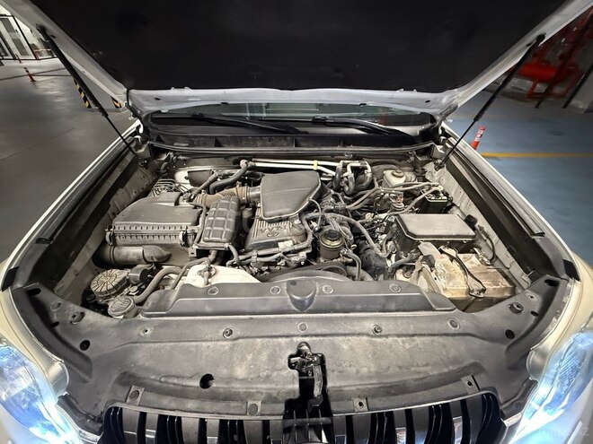 Toyota Land Cruiser Prado 2012, 180,000 km - 2.7 l - Bakı