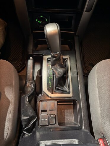 Toyota Land Cruiser Prado 2012, 180,000 km - 2.7 l - Bakı