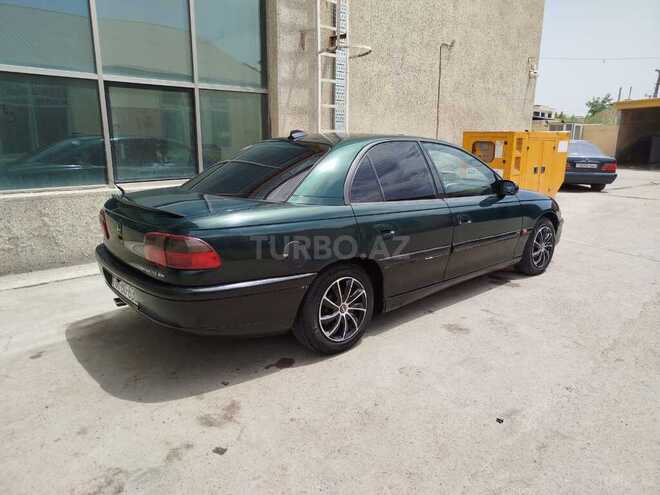 Opel Omega 1995, 390,307 km - 2.0 l - Salyan