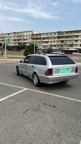 Mercedes C 220 d 2000, 435,000 km - 2.2 л - Bakı