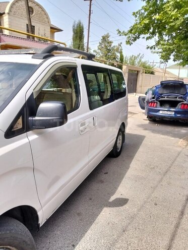 Hyundai H-1 2012, 416,000 km - 2.5 l - Bakı