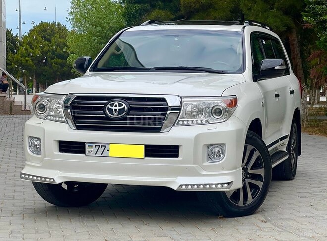 Toyota Land Cruiser-2