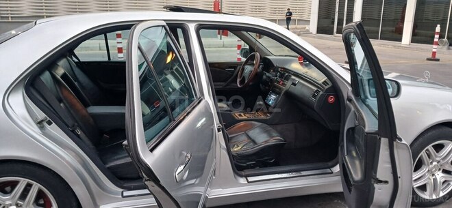 Mercedes E 240 1999, 350,000 km - 2.4 l - Bakı