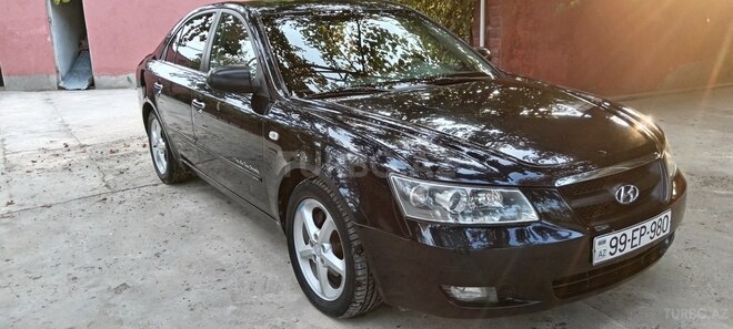 Hyundai Sonata 2006, 220,000 km - 2.0 l - Saatlı