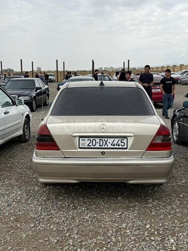 Mercedes C 180 1984, 365,240 km - 1.8 l - Gəncə