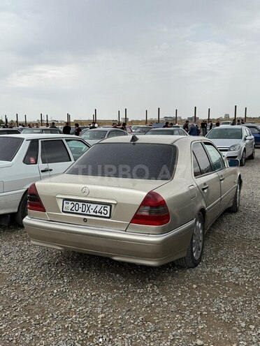 Mercedes C 180 1984, 365,240 km - 1.8 l - Gəncə