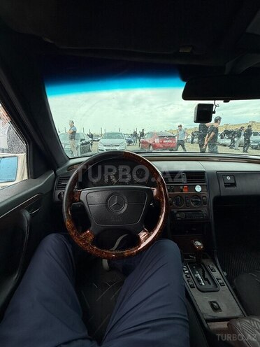 Mercedes C 180 1984, 365,240 km - 1.8 l - Gəncə