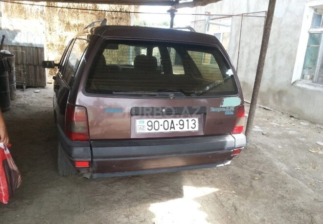 Opel Astra 1993, 250,000 km - 1.8 l - Xaçmaz