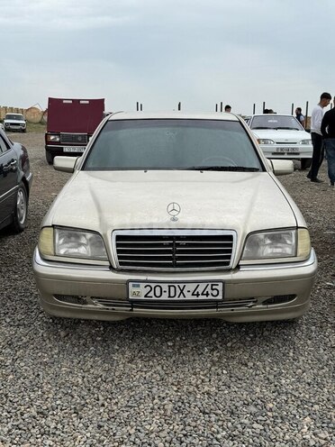 Mercedes C 180 1984, 365,240 km - 1.8 l - Gəncə