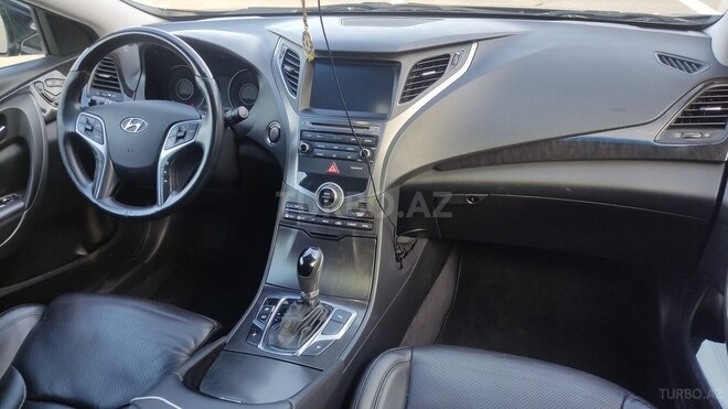 Hyundai Grandeur-13