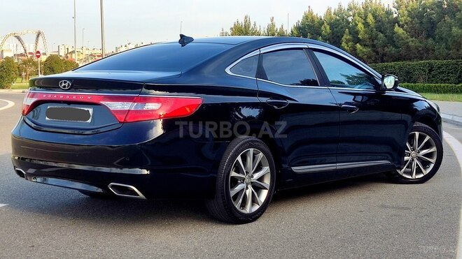 Hyundai Grandeur-11