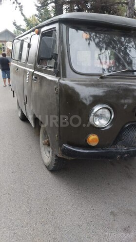 UAZ 452-2
