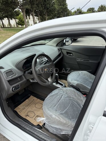 Chevrolet Cobalt-6