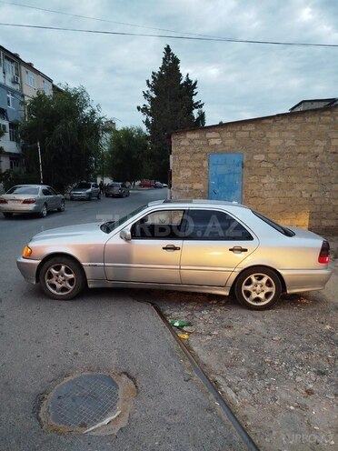 Mercedes C 230 2000, 211,935 km - 2.3 l - Sumqayıt
