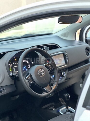 Toyota Yaris 2018, 97,000 km - 1.5 л - Bakı