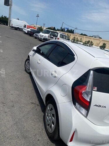 Toyota Aqua 2019, 73,000 km - 1.5 л - Bakı