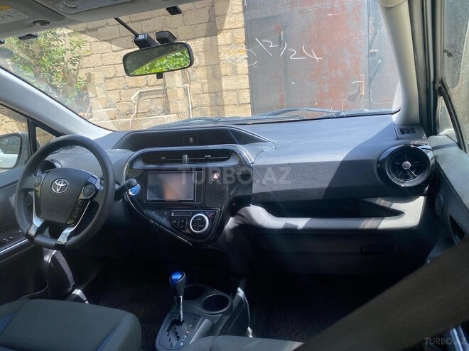 Toyota Aqua 2019, 73,000 km - 1.5 л - Bakı