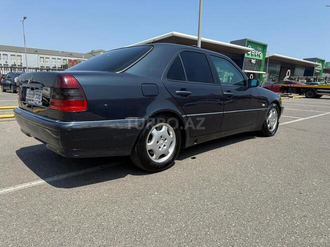 Mercedes C 240 1997, 272,000 km - 2.4 л - Bakı