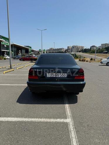 Mercedes C 240 1997, 272,000 km - 2.4 л - Bakı
