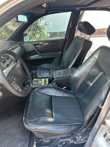Mercedes E 270 2000, 621,000 km - 2.7 л - Gəncə